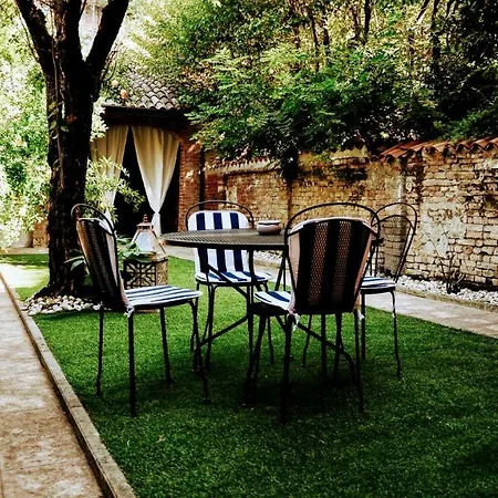 Garden Vittoria *